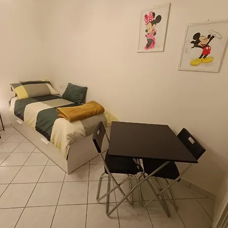 Book Nook Pisa, Circa 10 Minuti Da Pisa, Vicino All'ospedale Di Cisanello E All'aeroporto, Parcheggio Privato A Disposizione Lejlighed Cascina (Pisa)